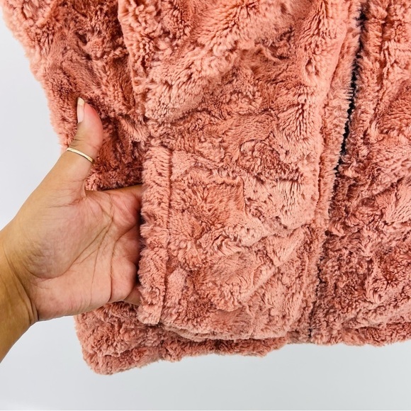 The North Face Pink/Black Reversible Quilted Vest XS B151 - Picture 4 of 15